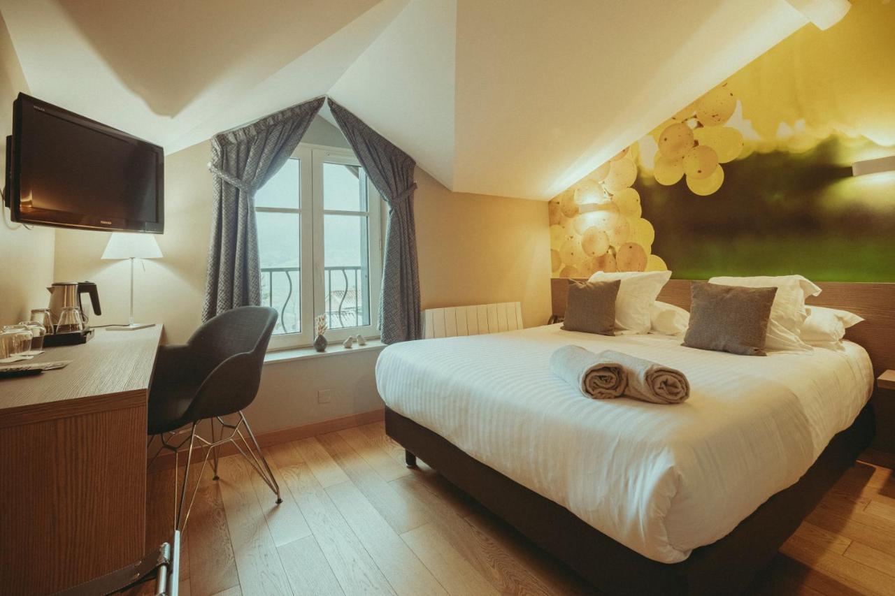 ホテル オーベルジュ ドゥ クルシュメール Vaux-en-Beaujolais 部屋 写真